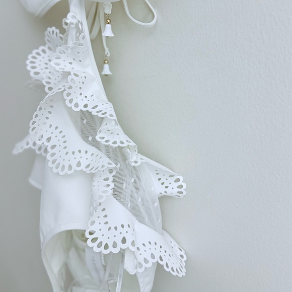Zimmermann KIRRA LASER CUT FRILL Swim & Resort 1PC Raffle trim swimsuit sz 2-4 - Picture 8 of 17